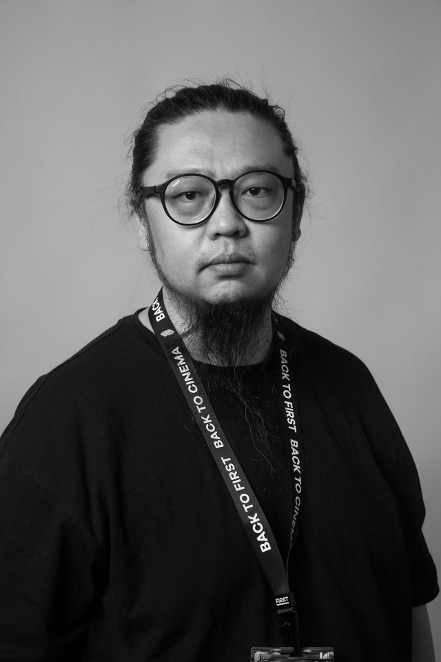 无反是未来的趋势，选择数码相机，就不要违背数字影像的基因