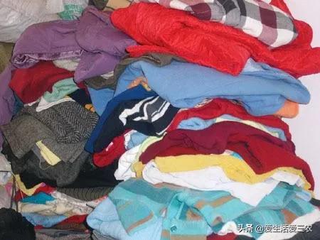 做廢舊衣服回收銷路在哪里？賣價多少錢一噸？