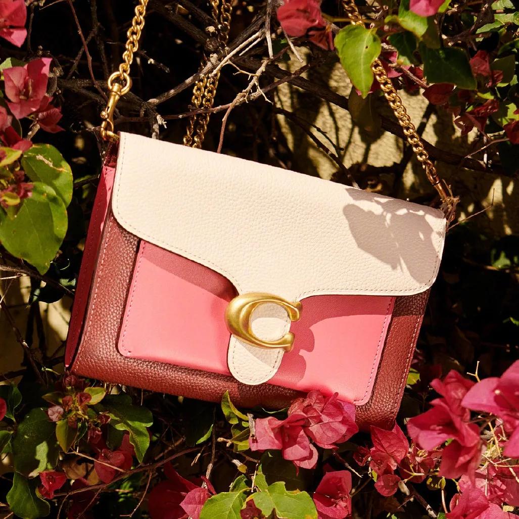 2021年最值得入手的14款包包，背十年都不会过时