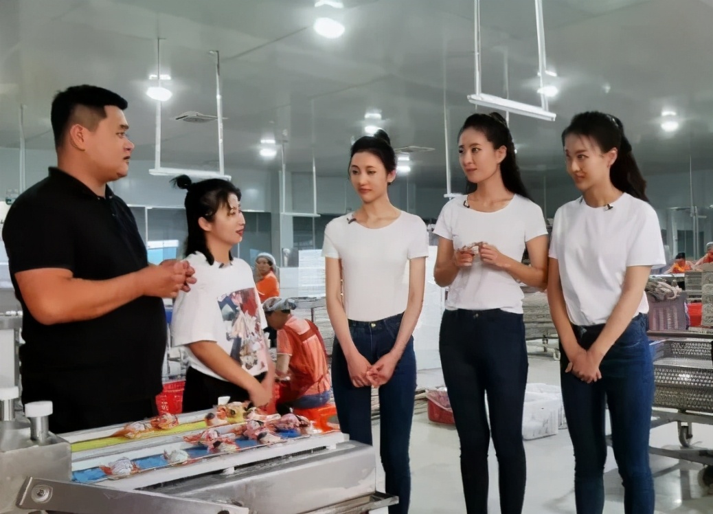 “她”力量为助农扶贫插上美丽翅膀