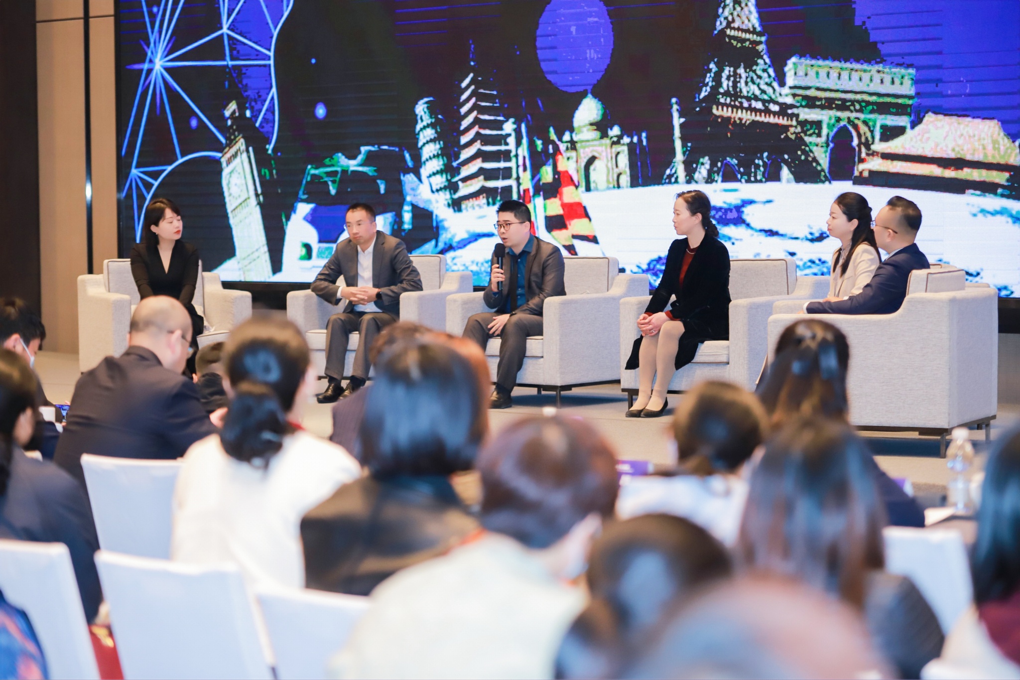 西安首届“名校+”教育成果展暨国际教育展：品教育盛宴，知晓孩子上学大事