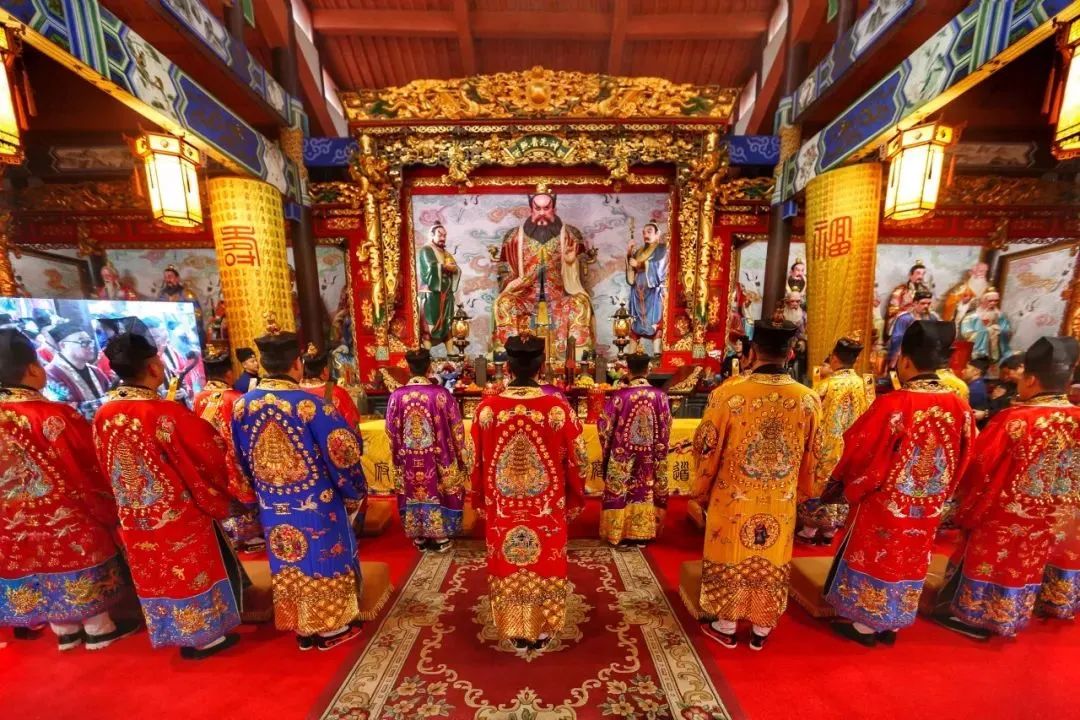 俗语“七月半，鬼乱窜，五件事，不能干”，都说了些啥？小心点好