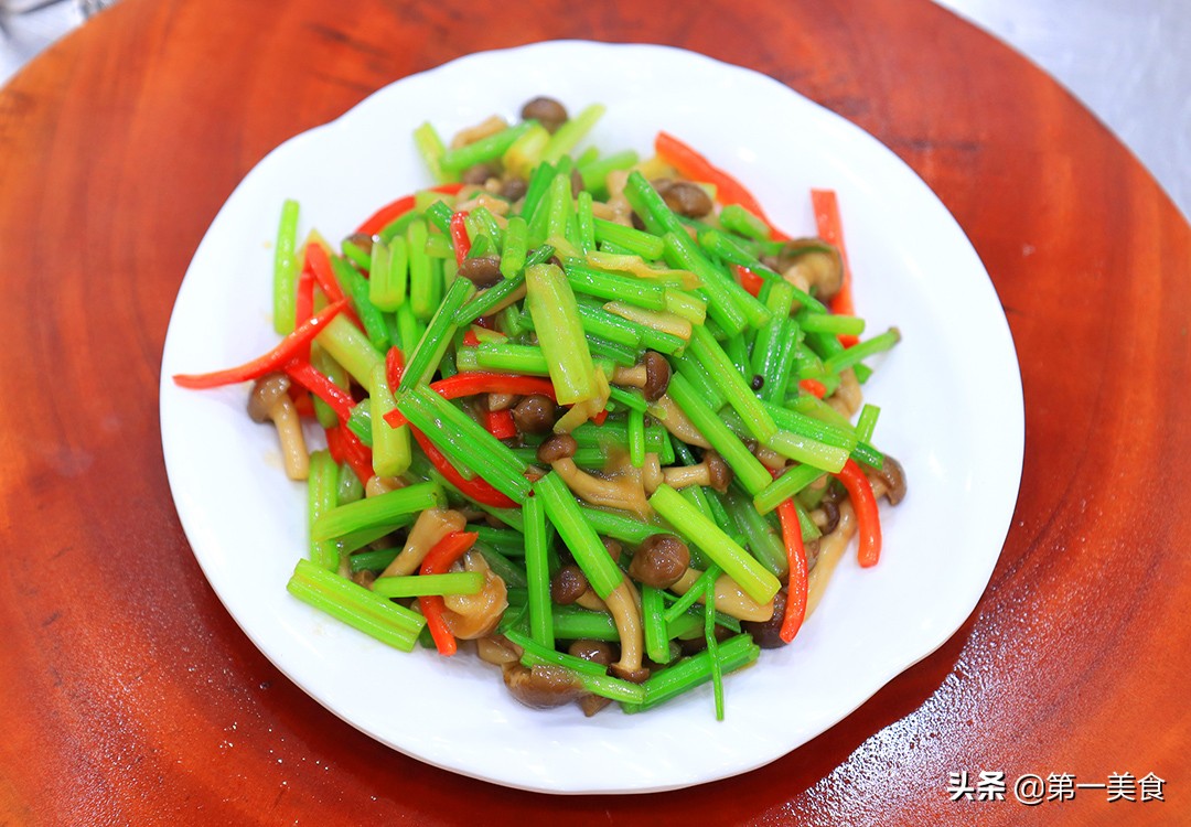 冬季干燥，多吃这6种降火菜，润肺除燥，简单家常，天天吃都不腻