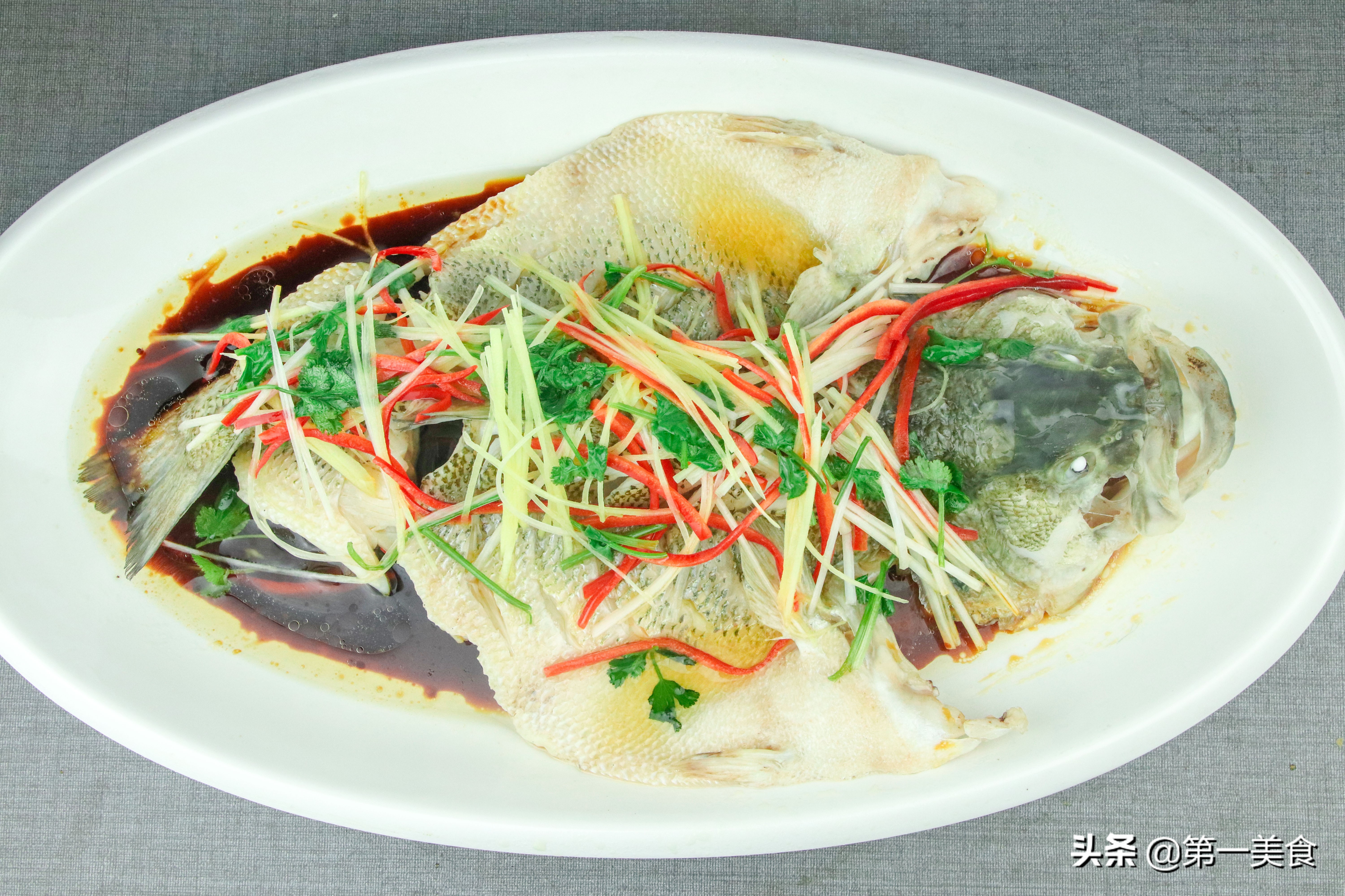 清蒸鲈鱼一般蒸多少分钟清蒸鲈鱼一般蒸多少分钟会更入味