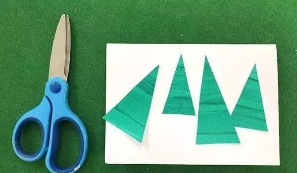 15款创意手工圣诞树，比买的好看多了，材料简单在家就能做！收藏