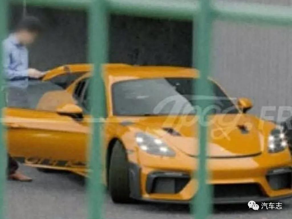 落地或超200万的718受追捧，订配额需50万，保时捷官宣引进GT4 RS