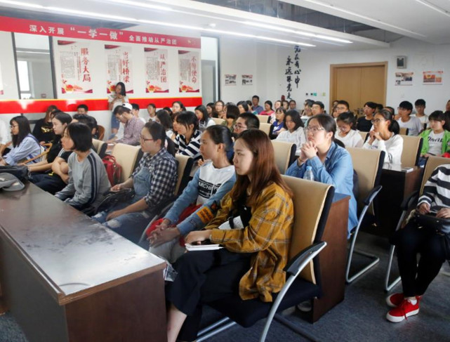 大一挂科和大三挂科，哪个后果更严重？实际差距不是一星半点