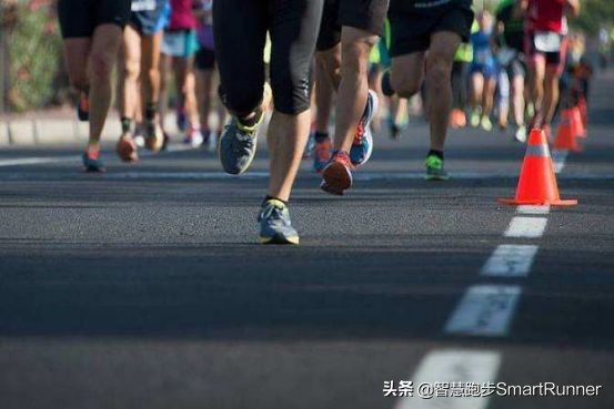 为什么每天坚持跑步，小腿却疼的要命？