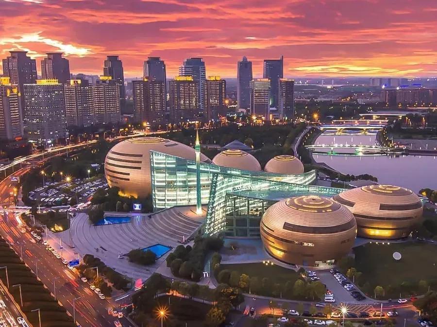 地处郑州、参加2021河南高职单招的学校，都是什么公办的？