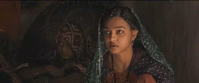 印度电影《炙热》揭露女性悲剧根源：我不知道反抗，只知道忍