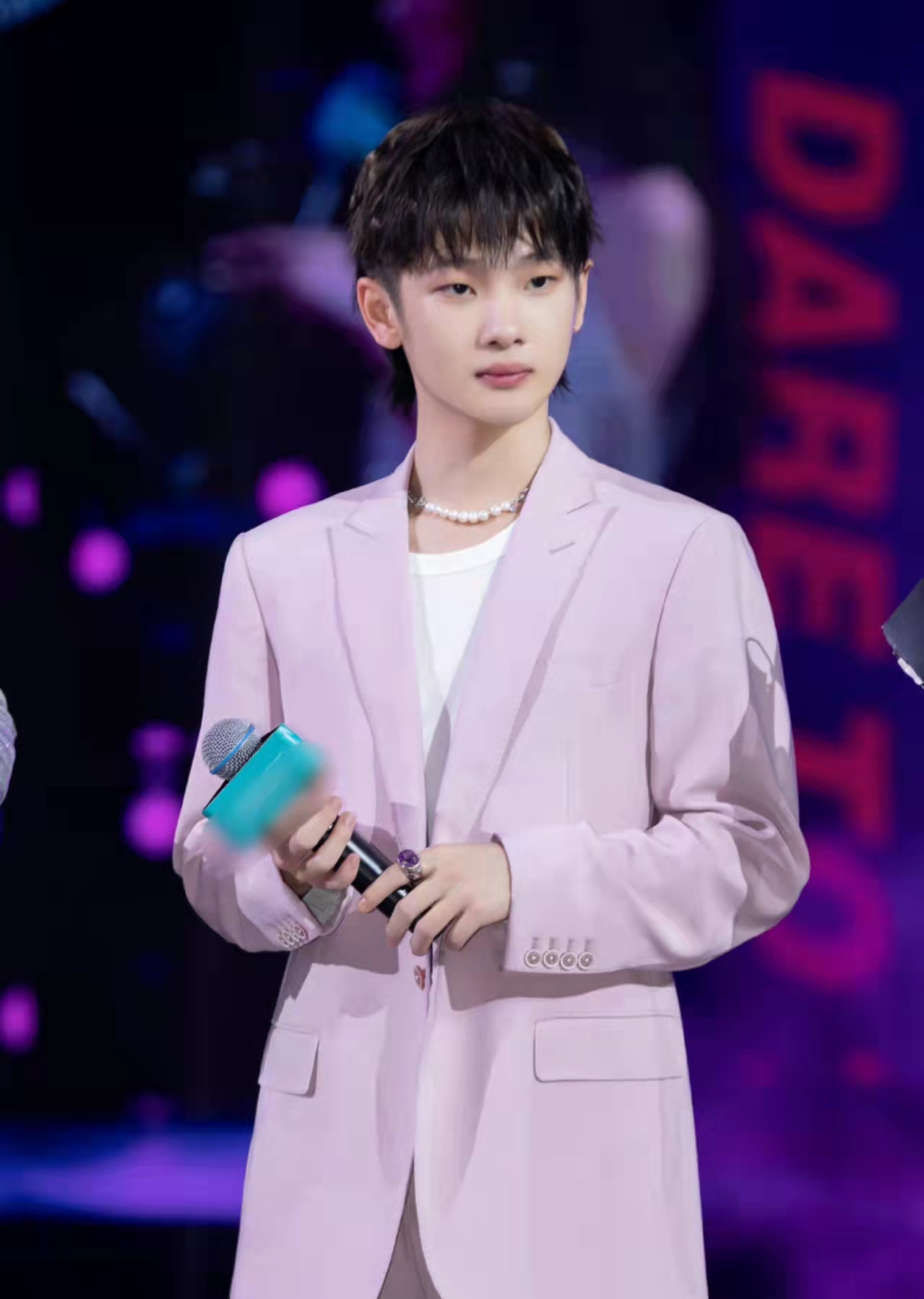 周震南是怎么回事事件始末全过程周震南父母赖了多少钱