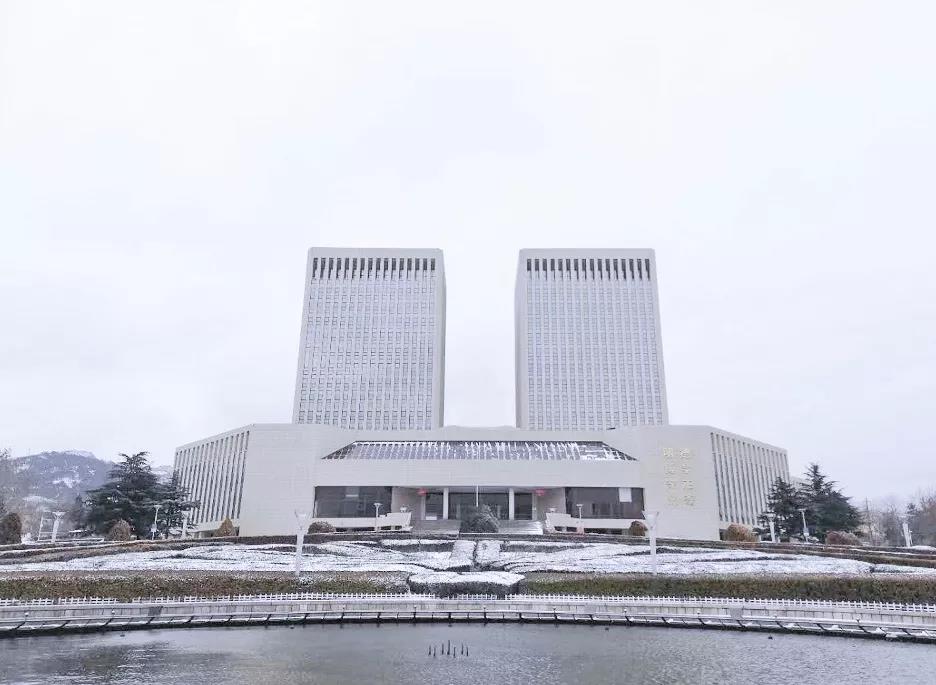 高清曝光！坐拥神仙颜值，山东最美“校花”就在这所大学里！