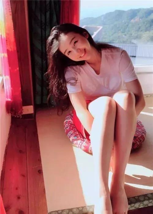 篮球女神：张曼源图鉴