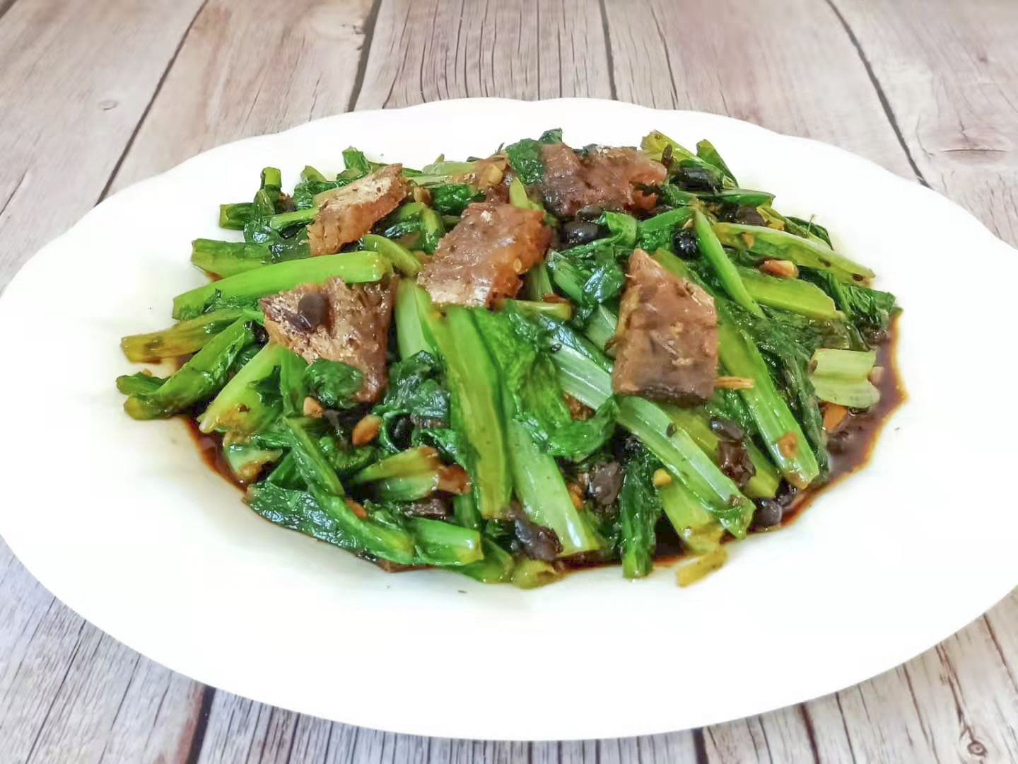 豆豉油麦菜的做法(教你做鲜味无敌的豆豉油麦菜)