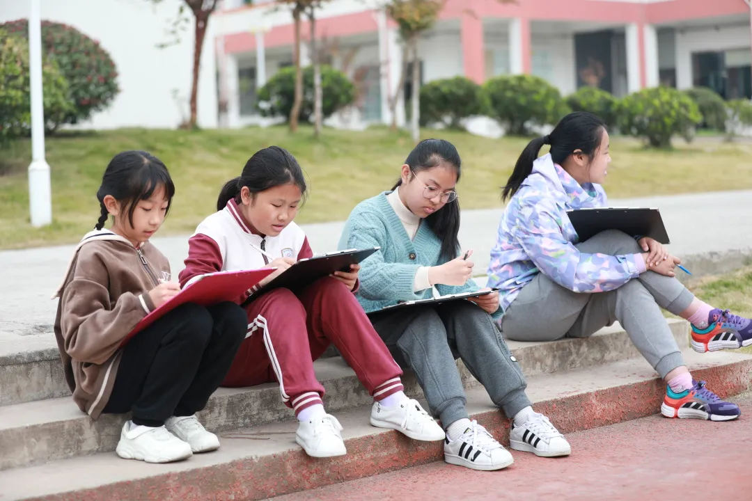 美育宇通 绘出不一样的校园