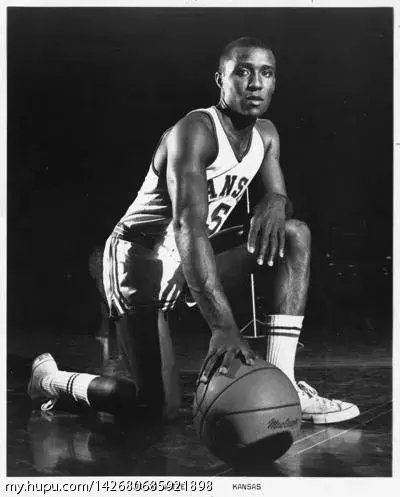 ZT:NCAA篮球名校巡礼(4)教父堪萨斯