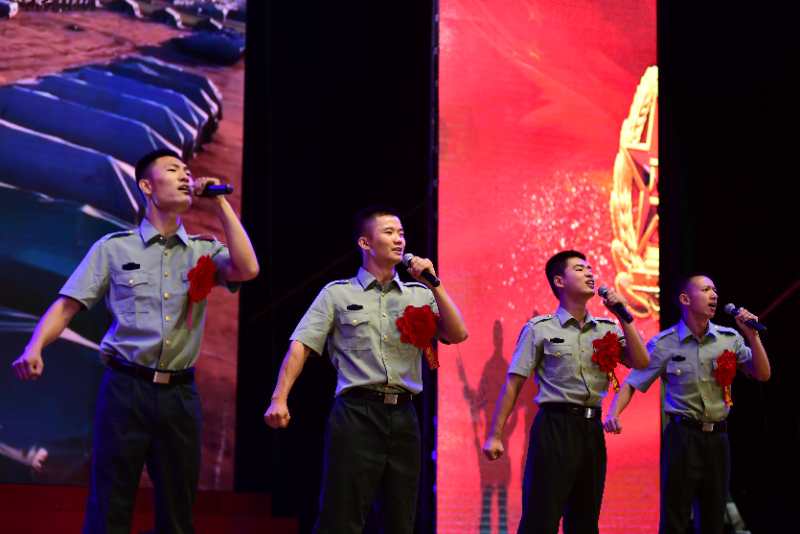 献礼华诞 | 解放军及武警部队“双节”晚会大联欢
