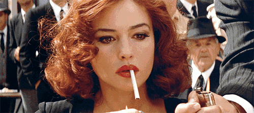 《西西里的美丽传说》：她因为太美丽，被嫉妒的女人群殴、剃光头