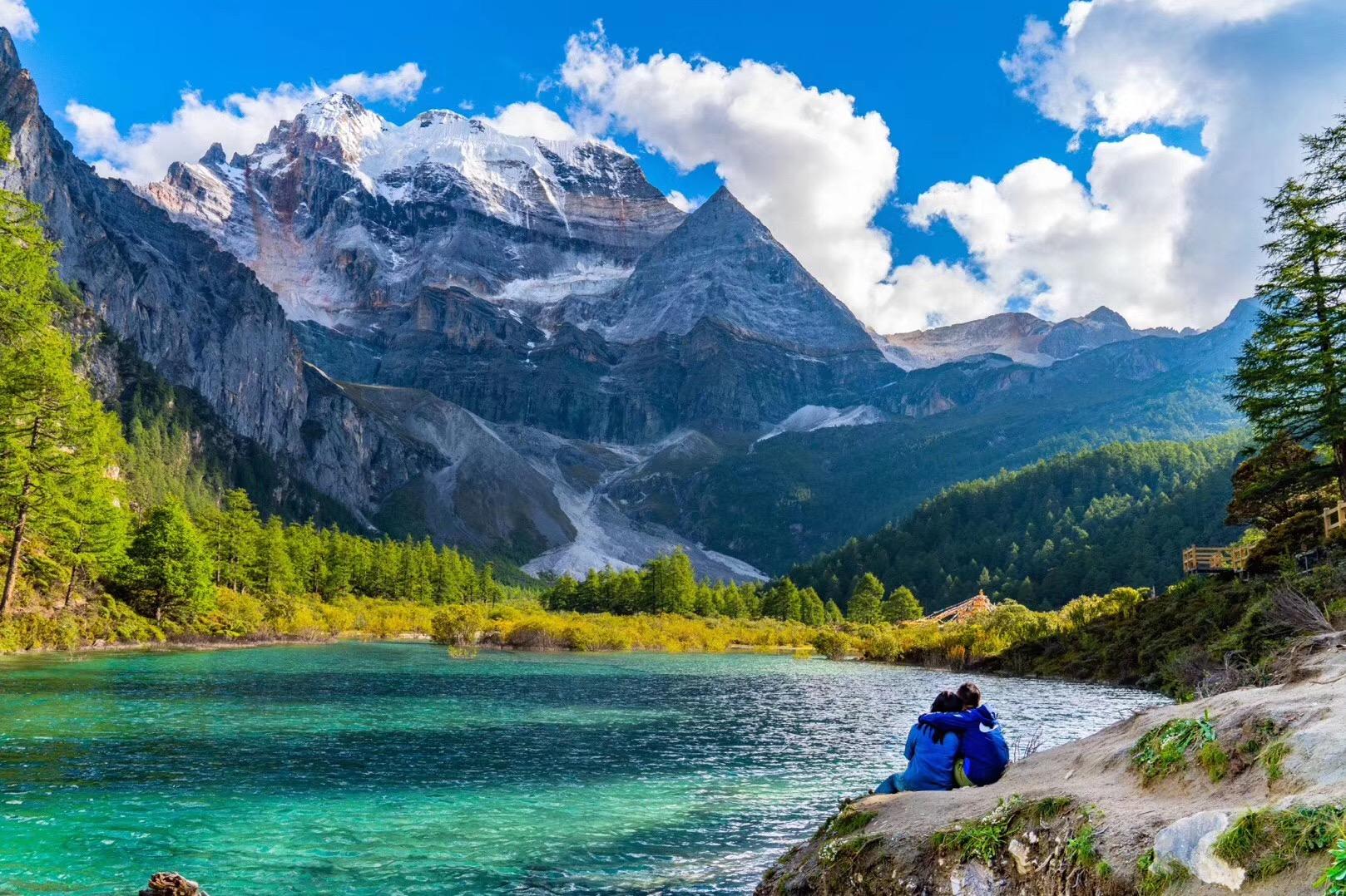 成都自驾稻城亚丁5日出行方案:川藏线 海螺沟 折多山 木格措