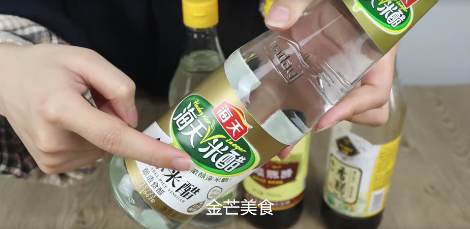 原来香醋，陈醋，米醋，白醋区别这么大，今天才知道，涨知识了