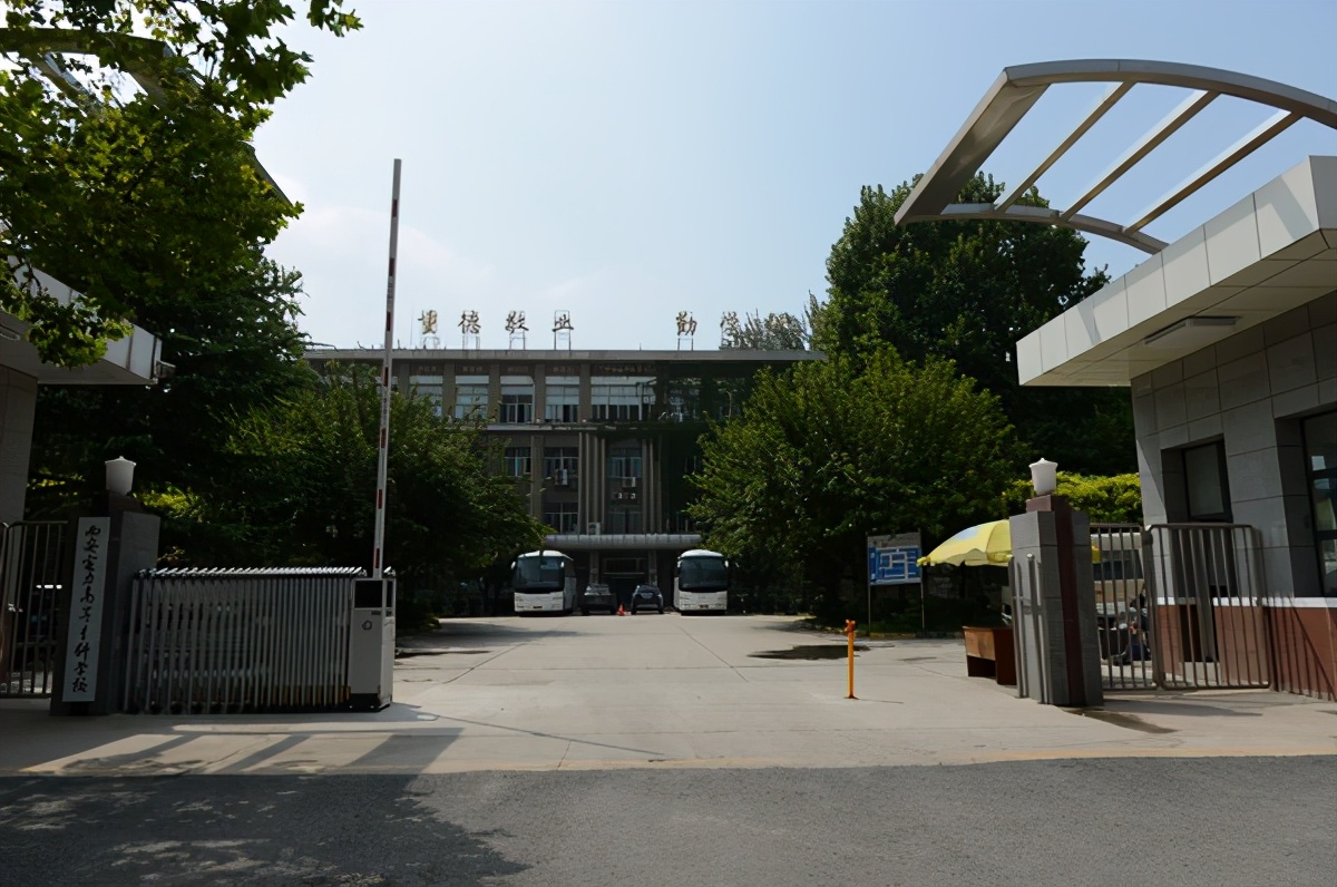 成绩差强人意？这4所电力高专大部分学生进国企，450分就能上