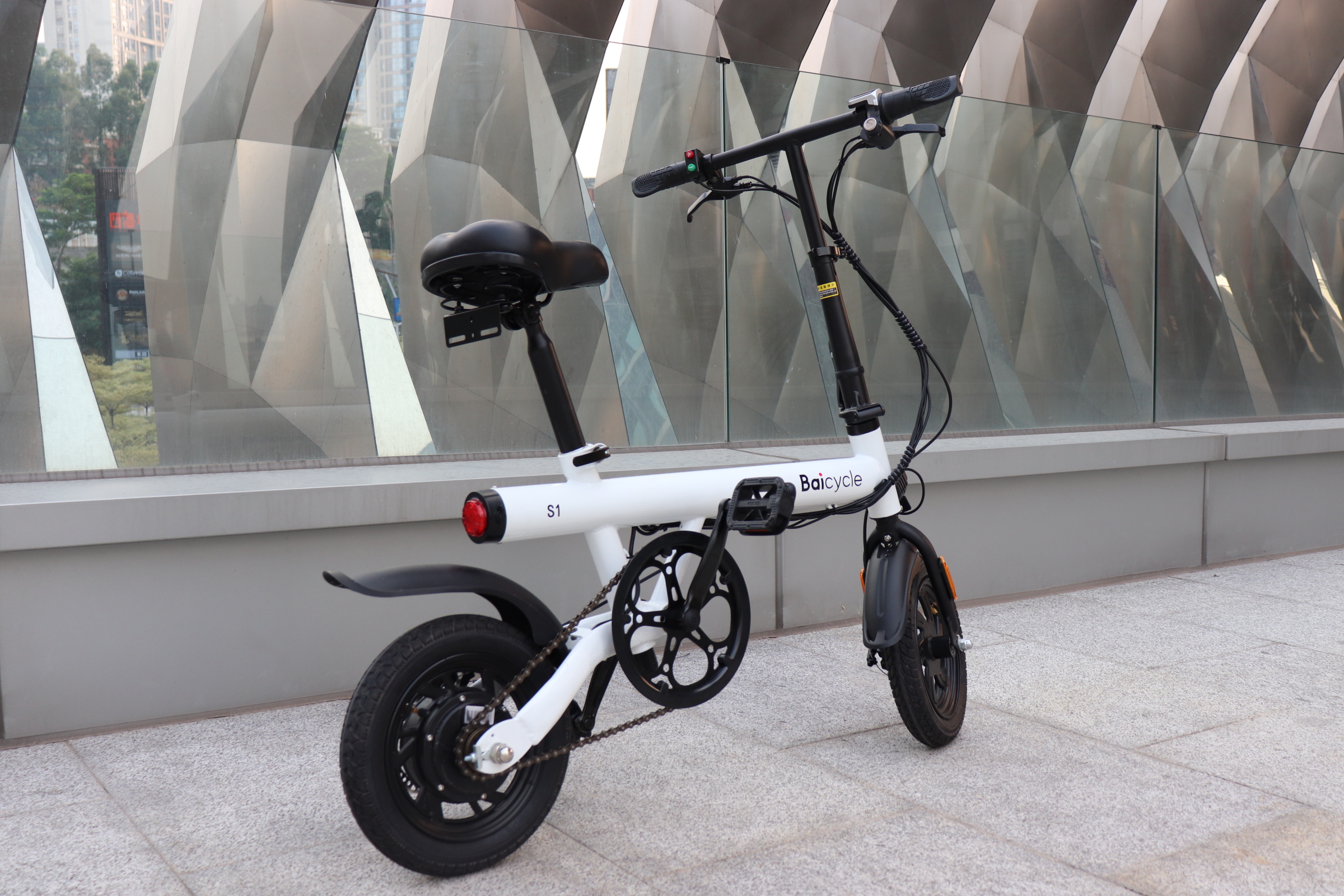 比五菱宏光miniev性价比还高的电动车,可折叠,超轻便,外观酷炫