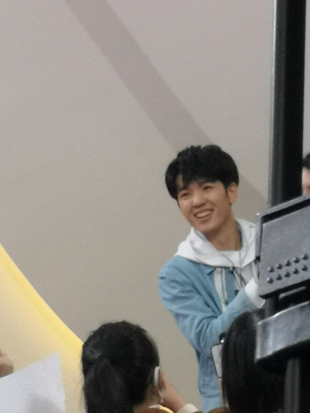 仝卓事件再度爆发，郁郁涧底松，离离山上苗，寒门学子正义何在？