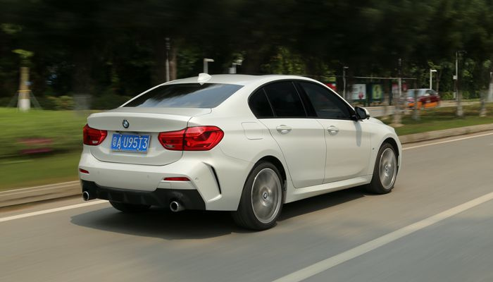 奔驰A级/宝马1系/奥迪A3，谁是年轻人的第一辆豪车？