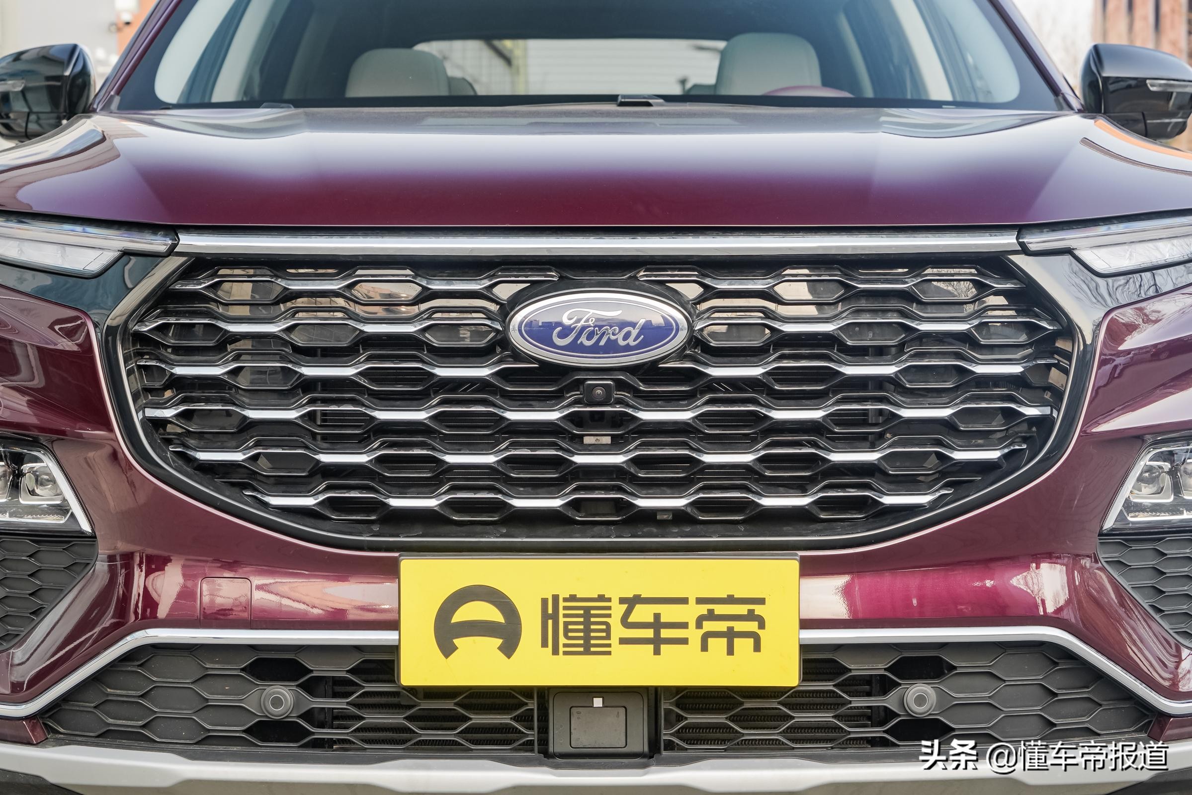 新车｜实用大六座，尺寸超撼路者！江铃福特领裕正式亮相