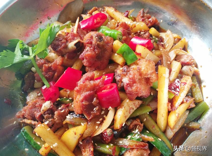 干锅小吃培训机构哪里好？不受任何牵制独立经营店铺