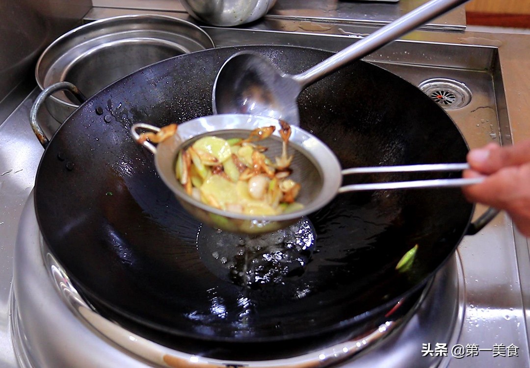 图片[6]-【豆腐炖鱼】做法步骤图 汤汁清淡 喝一次就忘不掉-起舞食谱网