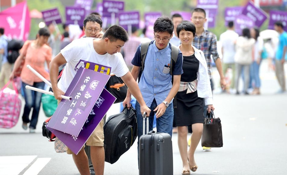 武汉各高校学费上涨，家长直呼读不起，看看有你的学校吗
