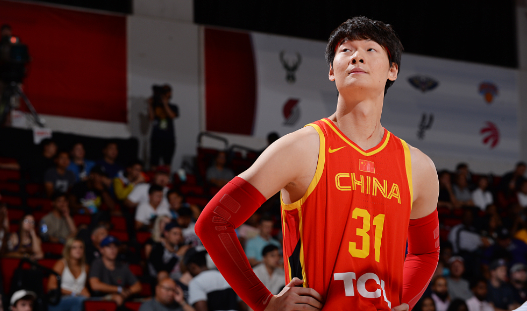 cba和nba的对抗哪个强(网友经常问中国男篮能赢NBA最弱的队吗？看完5项对比，差距太明显)