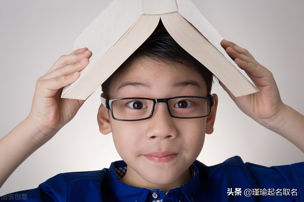 男孩名字“泽”怎么读？寓意解析与读音详解