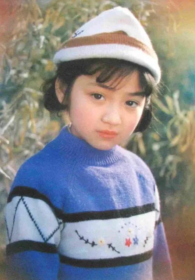 凭借《城南旧事》中“英子”一角一夜成名的沈洁为何销声匿迹了？