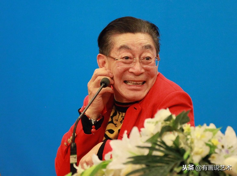 六小龄童喊话：黑我的请适可而止！网友：我就看看您书法