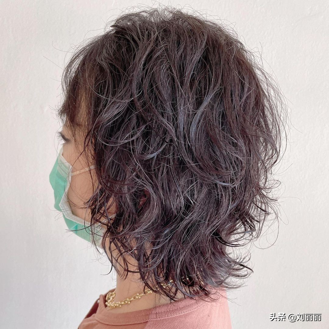 发型要想不过时，选择这4种发型就对了，洋气瘦脸美美哒