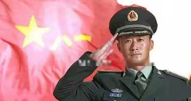 除了吴京“兵王”，这8位军旅男神也帅到炸裂，铁血硬汉谁不爱