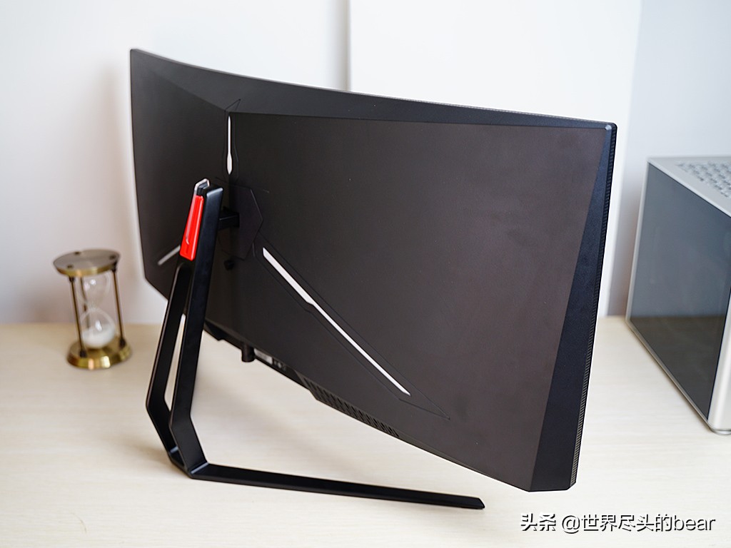 还在等小米显示器？了解下其对标产品：泰坦军团N34SQ PLUS带鱼屏