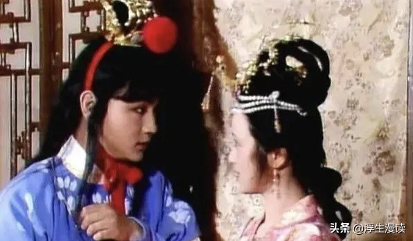 子曰：爱之，能勿劳乎？以这个标准来看，贾母对宝玉没有爱只有害