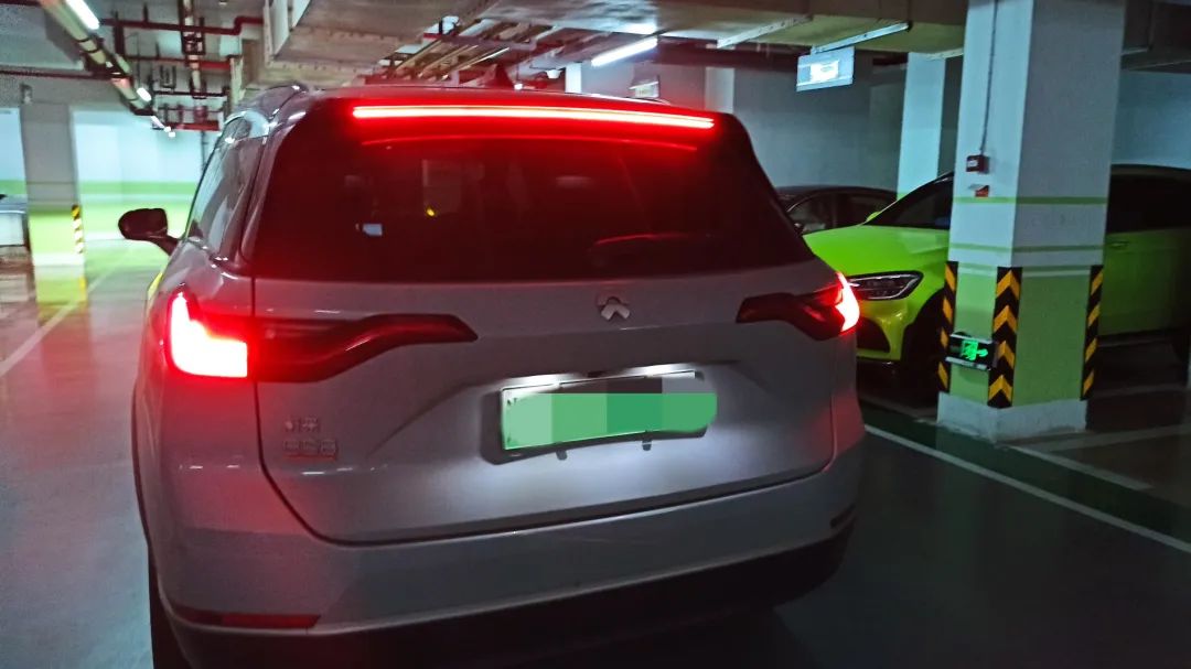 车主说车：不能换电的电动车没有未来？听听蔚来ES8车主怎么说