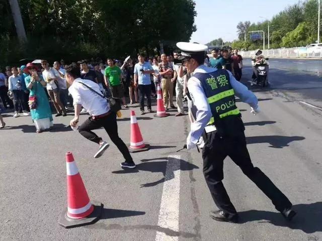 我就是非典那年参加高考，做了史上最难数学卷的考生