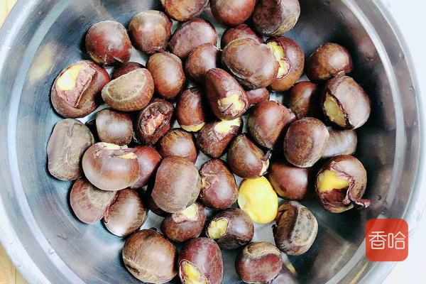 它被誉为“千果之王”，蛋白质是苹果的21倍，9月吃正当季