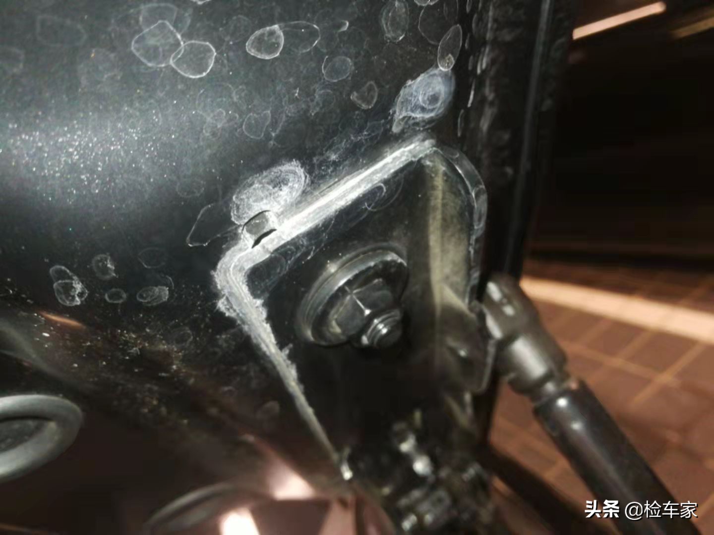 花小钱办大事，这辆报价79万的奥迪A8L买的值吗？网友：血亏