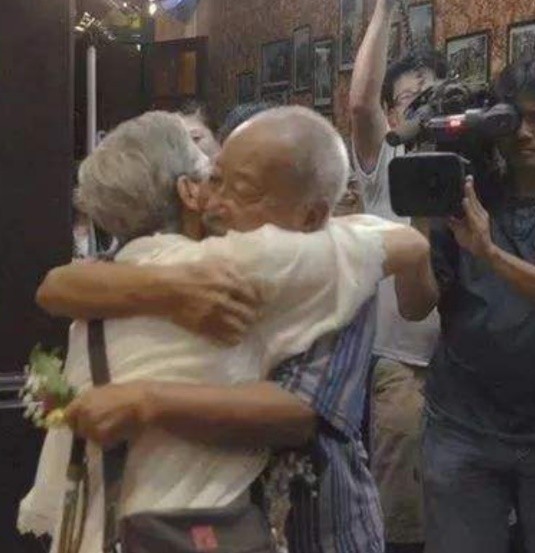 袁迪宝李丹妮(83岁中法混血老太，苦等厦门男子55年，重逢后终于嫁给了他)