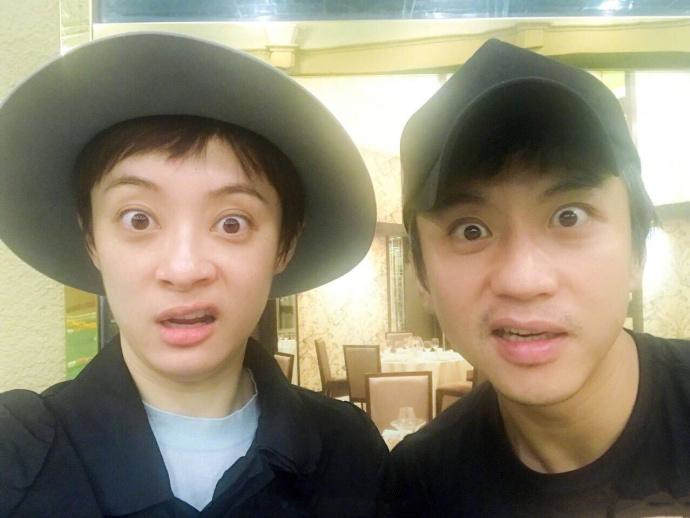 吴京被逼捐1亿，邓超孙俪受嘲讽，一场天灾让多少明星坐立难安