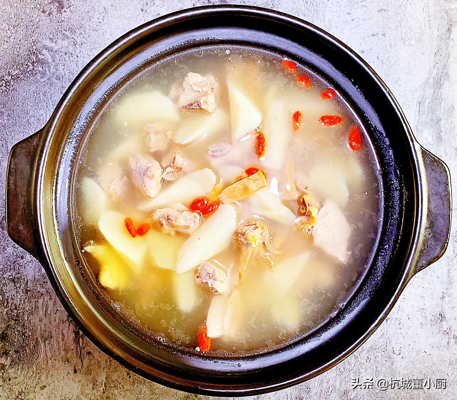 干墨鱼汤的功效与作用-我的快乐小窝