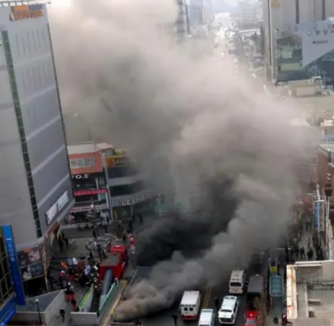 2003年韩国地铁纵火案，198人死亡298人失踪，57岁犯人竟逃过死刑