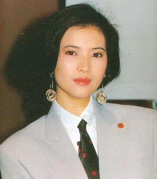蓝洁瑛：《大话西游》中最美的“春三十娘”，她有多美，就有多惨