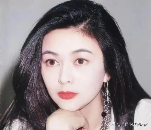 亚洲10位美女今昔颜值对比，山口百惠成老妇，关之琳医美痕迹明显